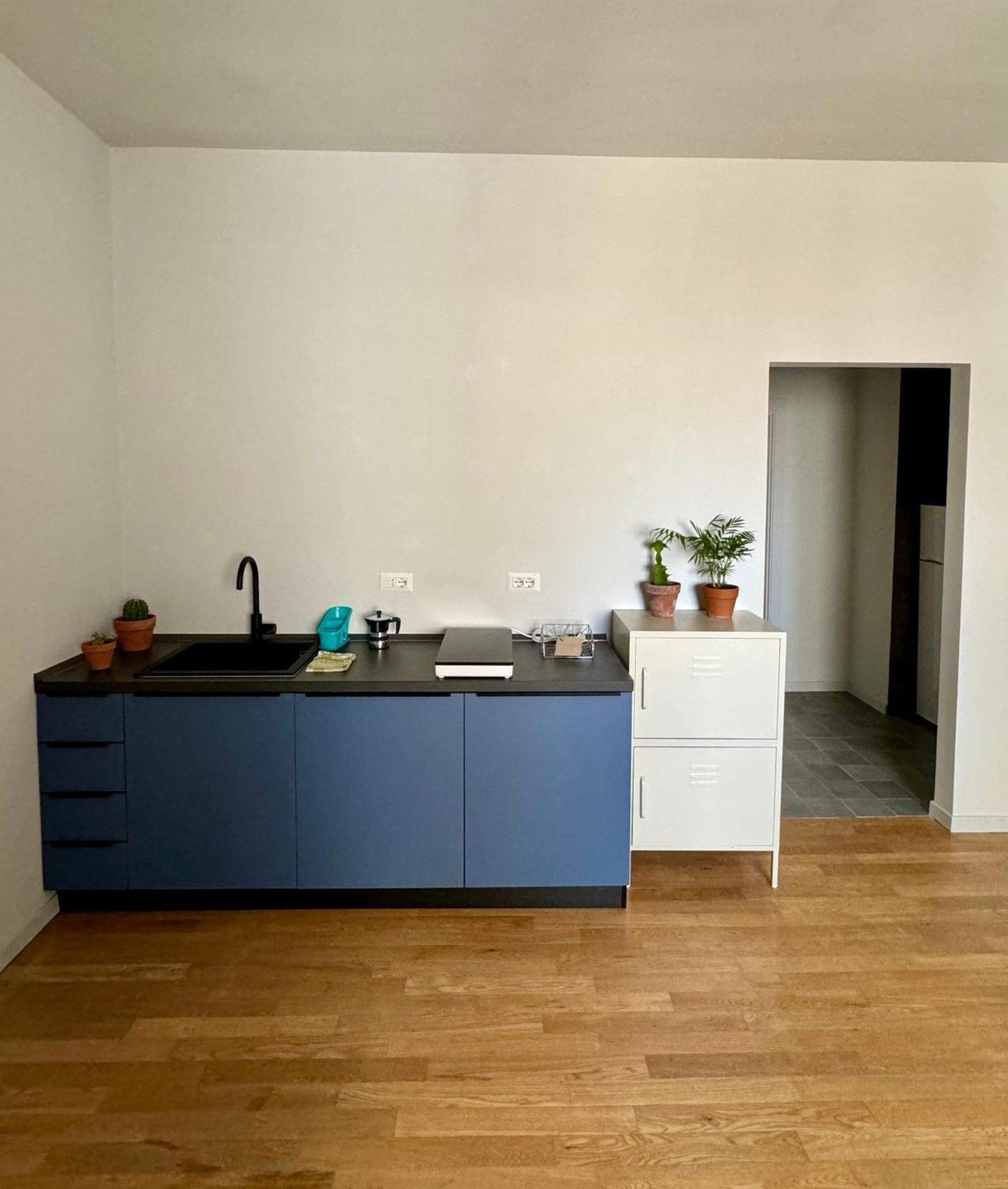 4 Balconi House- Appartamento Moderno A Lecce Esterno foto